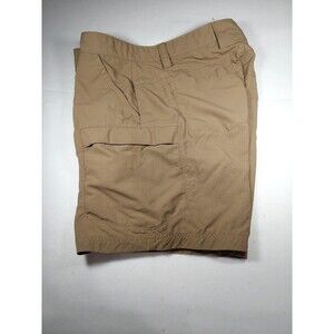 Duluth Trading Armachillo Cooling Relaxed Fit 8" Cargo Shorts Size 36 Khaki